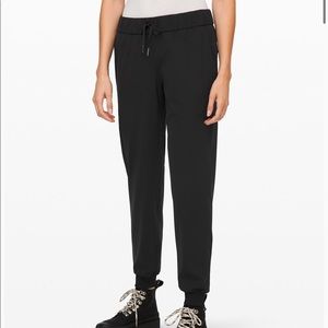 lululemon joggers